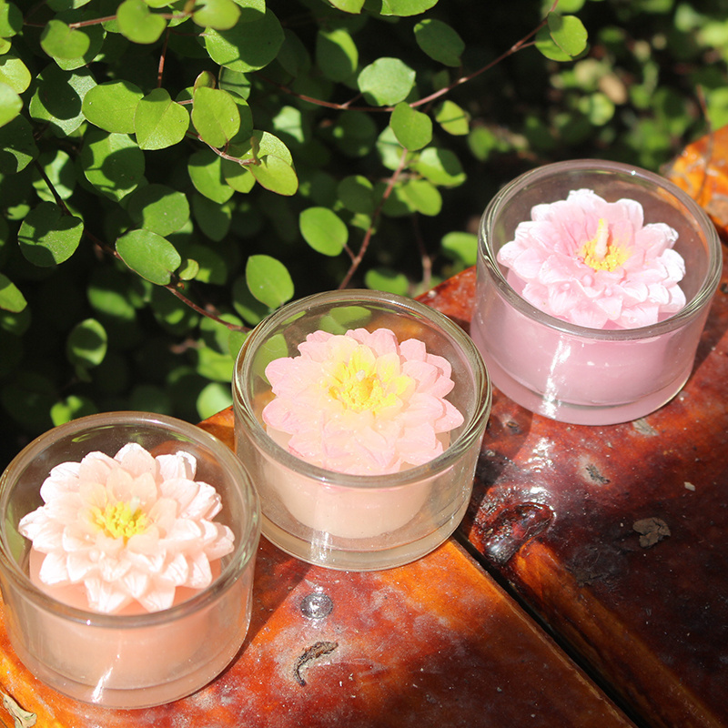 EVEN Hot Sale Portable  small Scented Candles Glass Jar Candle Home Hotel Home Decor Customized   Carved Tiny Soy Candles Flower