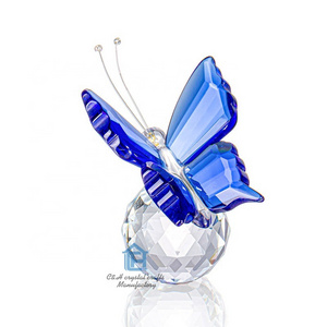 Hot Sale Crystal Flying Butterfly with Crystal Base Figurine Collection Cut Glass Ornament Animal Collectible Paperweight decor