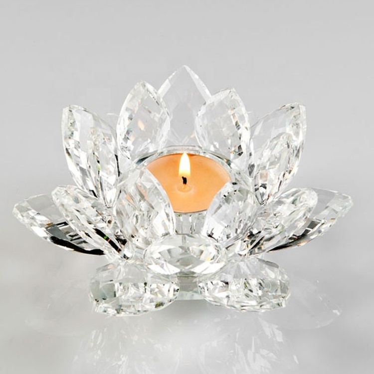 Wholesale beautiful design handmade crystal clear  lotus candle holders for wedding decoration