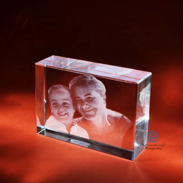 Super quality 3d laser crystal  photo etched laser cut crystal cube3d laser crystal engraving favors for home decoration