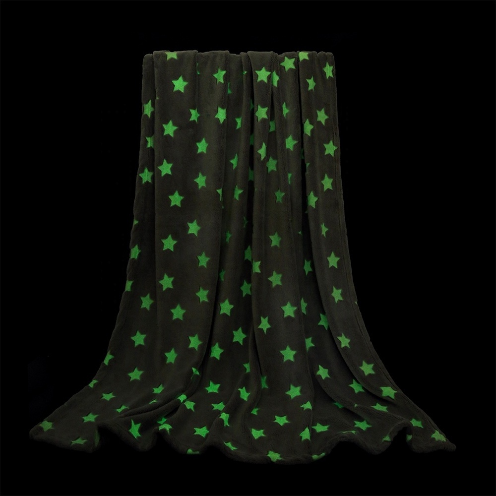 Hot sell glow in the dark blanket stars patterns throw flannel sofa bed luminous blanket