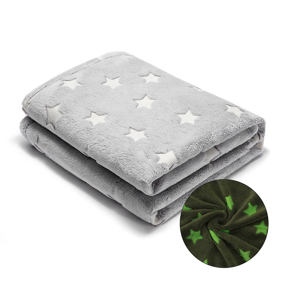 Hot sell glow in the dark blanket stars patterns throw flannel sofa bed luminous blanket