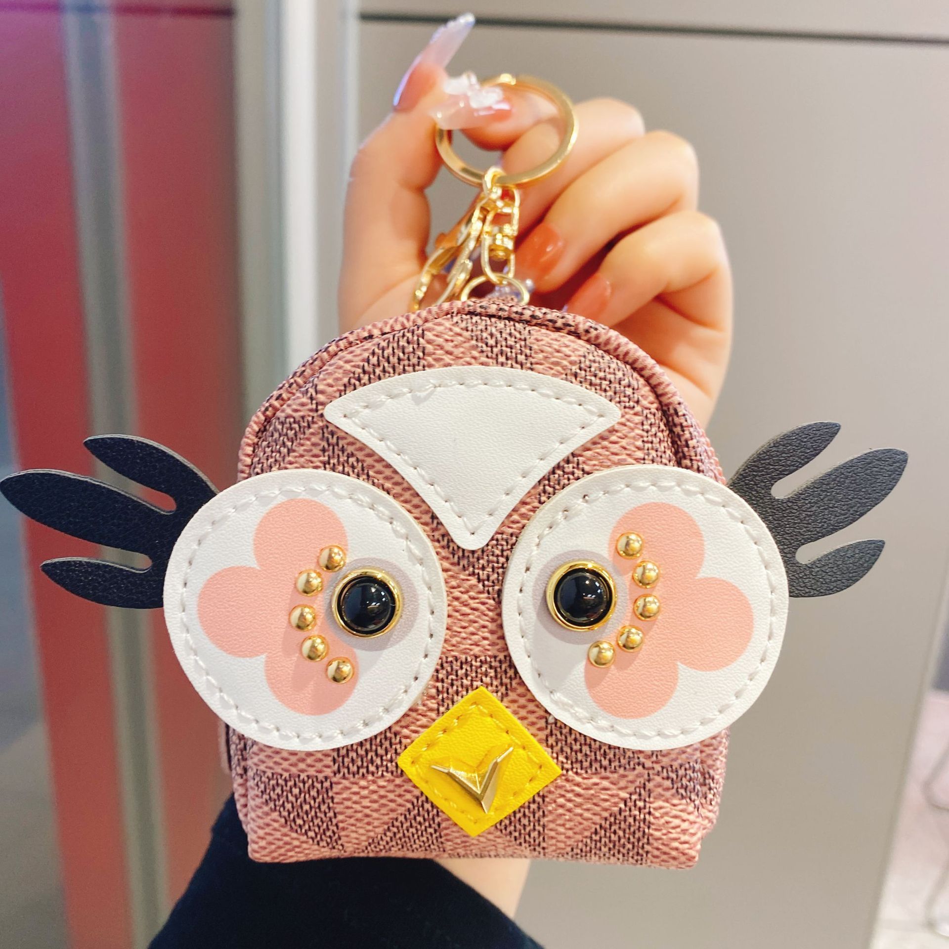 Factory Wholesale Women cute mini PU leather bag coin purse keychain owl leather key chains jewelry