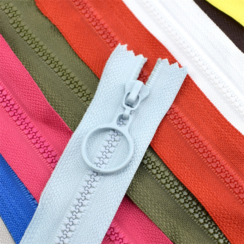 Factory Promotion Heavy Duty Zipper Tape #5 Closed Zipper Colorful Plastic Resin Clothes Zipper with drop slider pass the needle