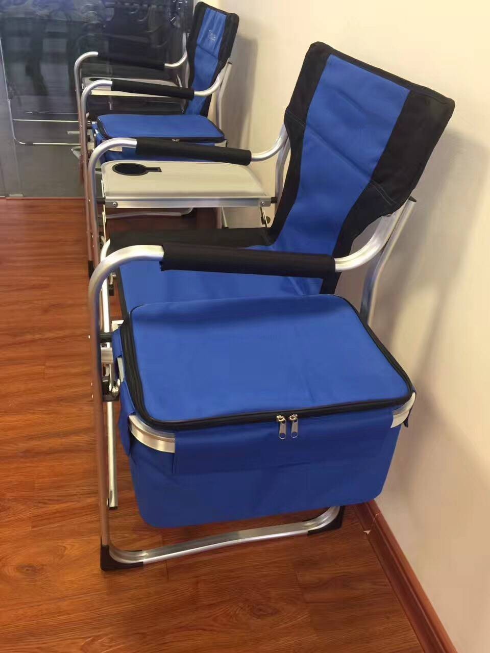 Aluminum Director Chair with MDF Table & Side Cooler Bag