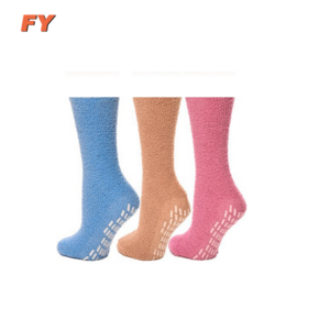 FY-N585 anti slip indoor grip socks adult indoor sock with rubber silicone sole non slip skid grip socks wholesale