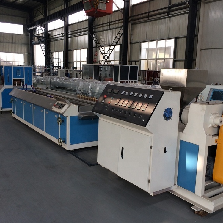 Hot sale good plastic pvc profile extrusion line / pvc window profile production line