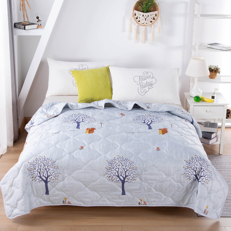 Wholesale Polyester Thin Quilt Washable Luxury King Size Ultrasonic Summer Cool Quilt For Bedroom