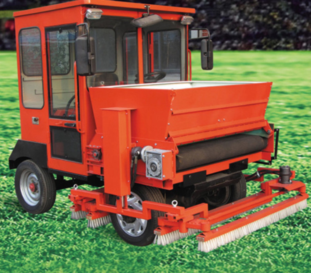 Artificial grass Turf Brushing and infilling  machine for soccer football field pitch court installation