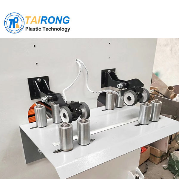 16-63mm PVC/CPVC/UPVC Dual Pipe Extruding Machines