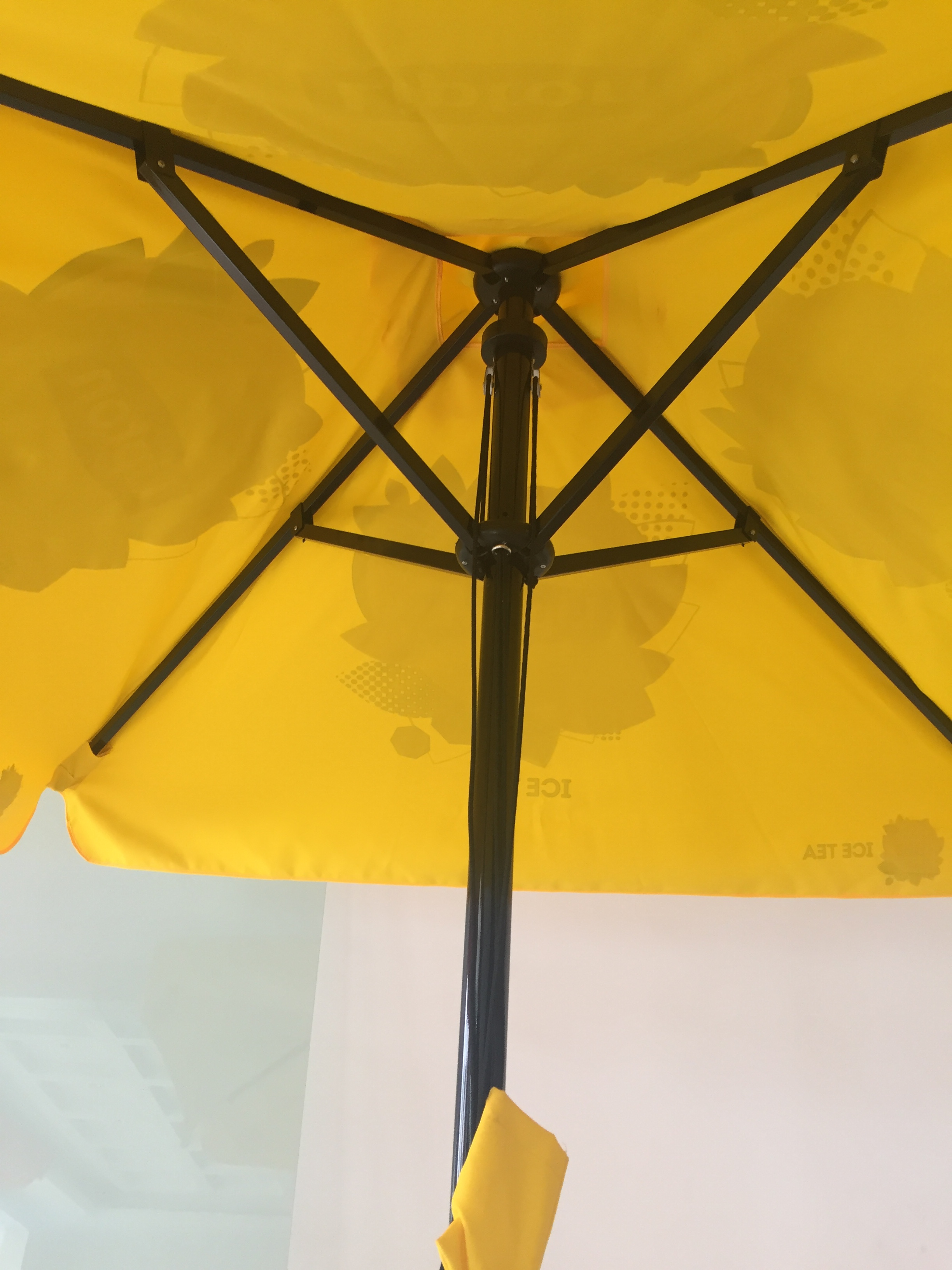 New Design Yellow Umbrella Portable Car Sun Shade Tent Umbrella manual Open