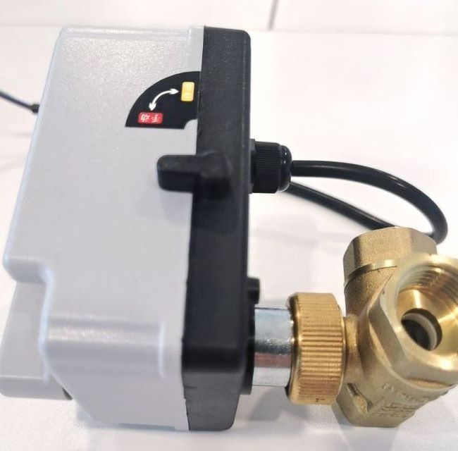 DN40 3 Way Motorized Valve 12V/24V/220V Electric Actuated Water Flow Control Valves Motor Operated Brass Ball Valve