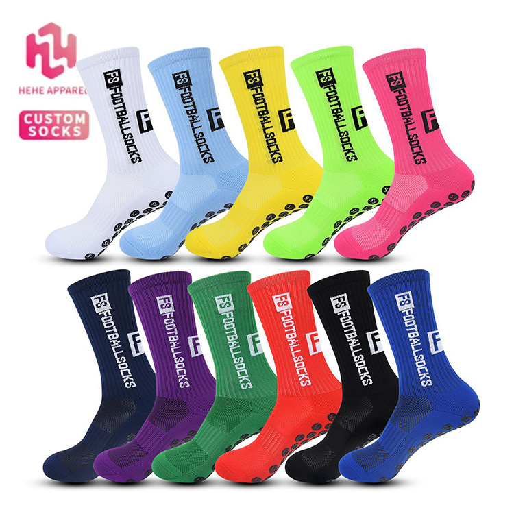 2023 Wholesales Custom Made Compression Grip Socks Athletic Anti-Slip Grip Football Socks Short Sports Soccer Socks Men