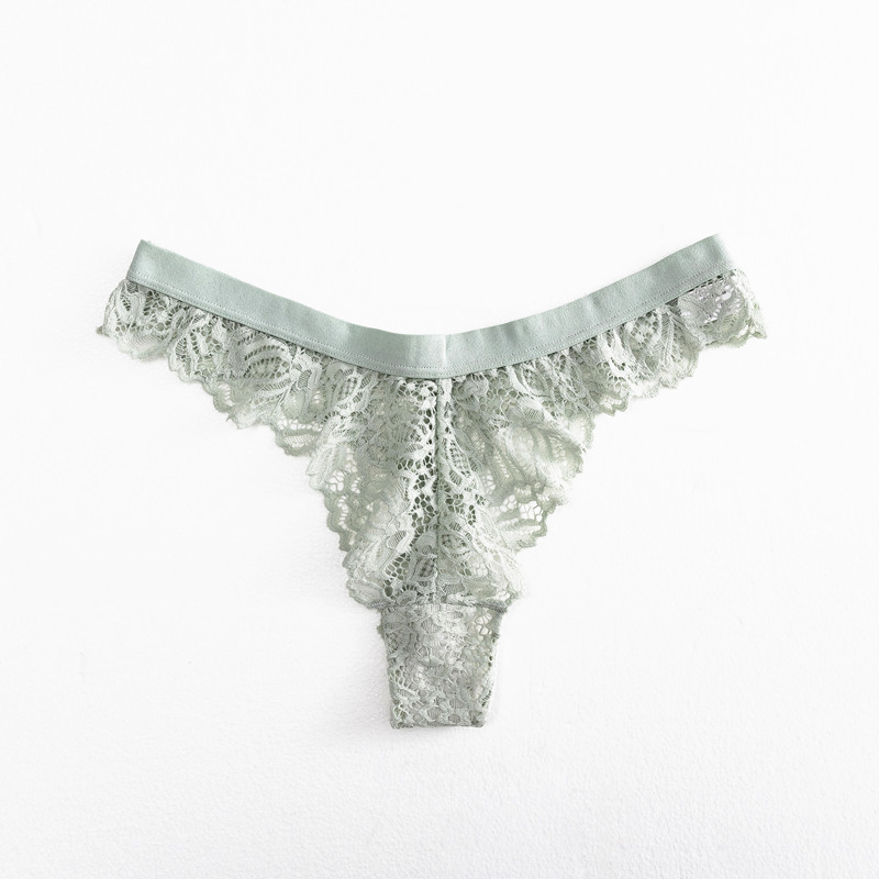 Beautiful Hollow Out Breathable Lace Thongs Women Large Size Panties Low Waist Women Panties