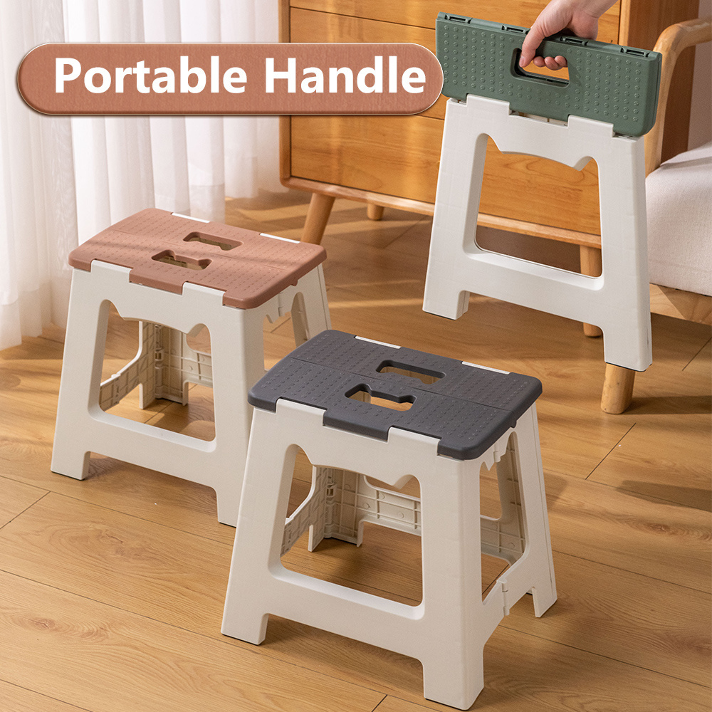 Plastic Folding Stool With Cat Graphics on the Surface Easy to carry Portable Folding Stool