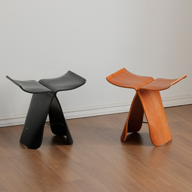 Creative butterfly stool Sedentary shoe bench A household dressing stool