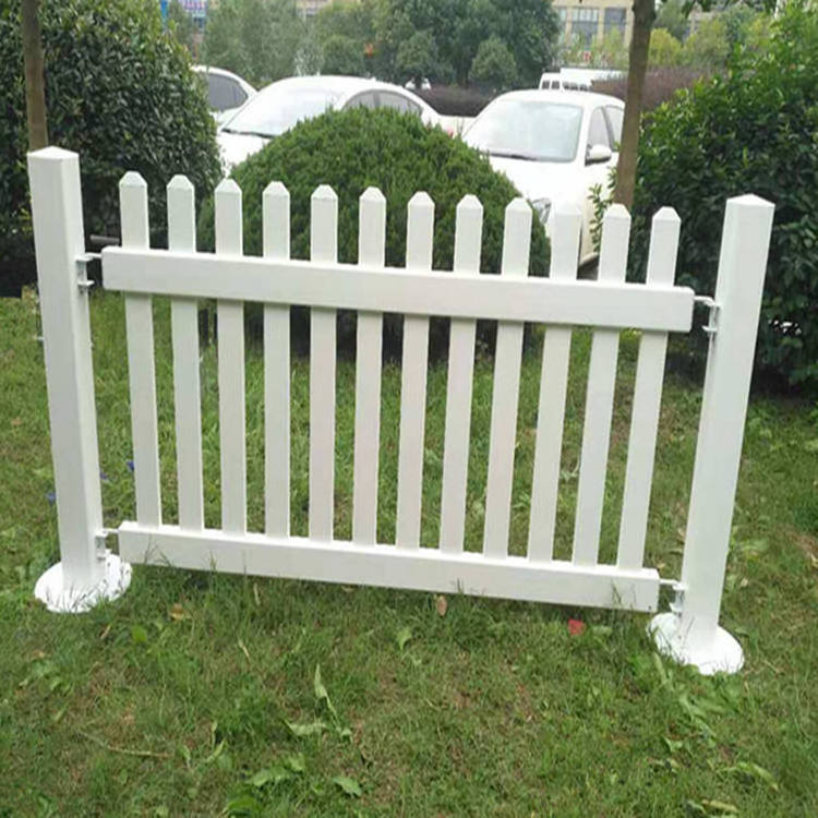 Portable Plastic Grille Fence Plastic Garden Barrier PVC Portable Fence Vertical Vinyl Sheet Fencing for Garden