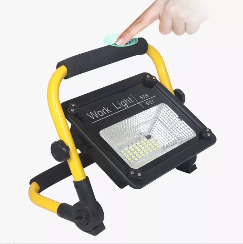 High Quality Outdoor Waterproof Camping Remote Control Rechargeable Portable Solar Camping Light Work Light Solar Flood Light