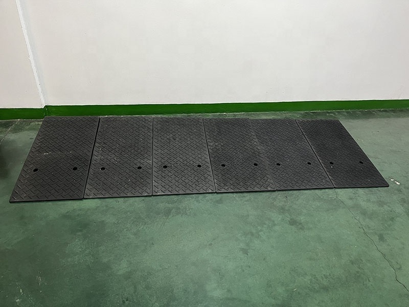 980*480*120mm New Arriive Rubber Plastic Durable Safety Cars Wheelchairs Road Kerb Curb Ramp