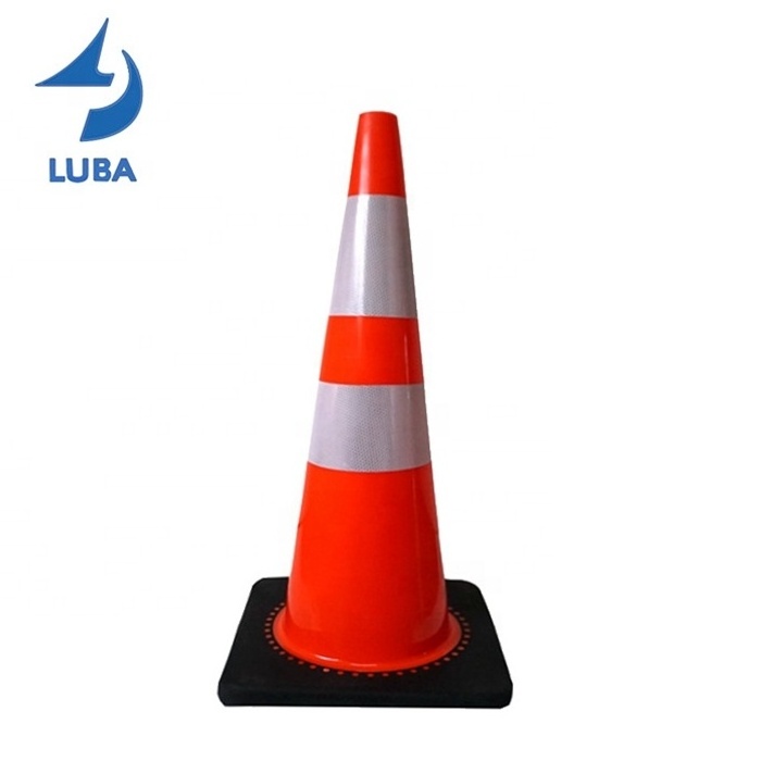 700mm Highways Signal Flexible PVC Road Cones Reflective Safety Traffic Cone