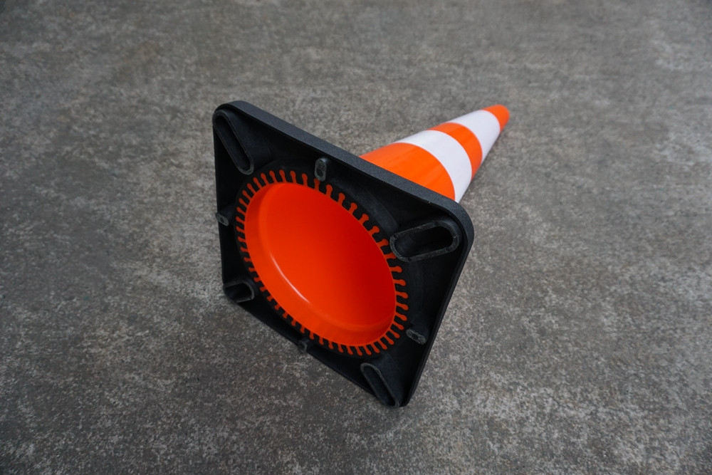 700mm Highways Signal Flexible PVC Road Cones Reflective Safety Traffic Cone