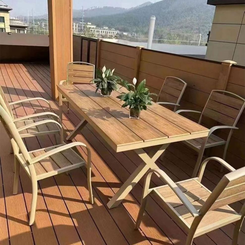 High quality new technology composite outdoor wpc wood waterproof decking