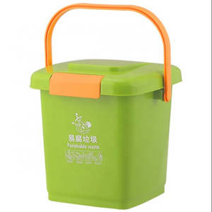 Unique Manufacturers Cheap 8L Mini Waste Cans Plastic Handheld Trash Garden Kitchen Compost Bin with Lock