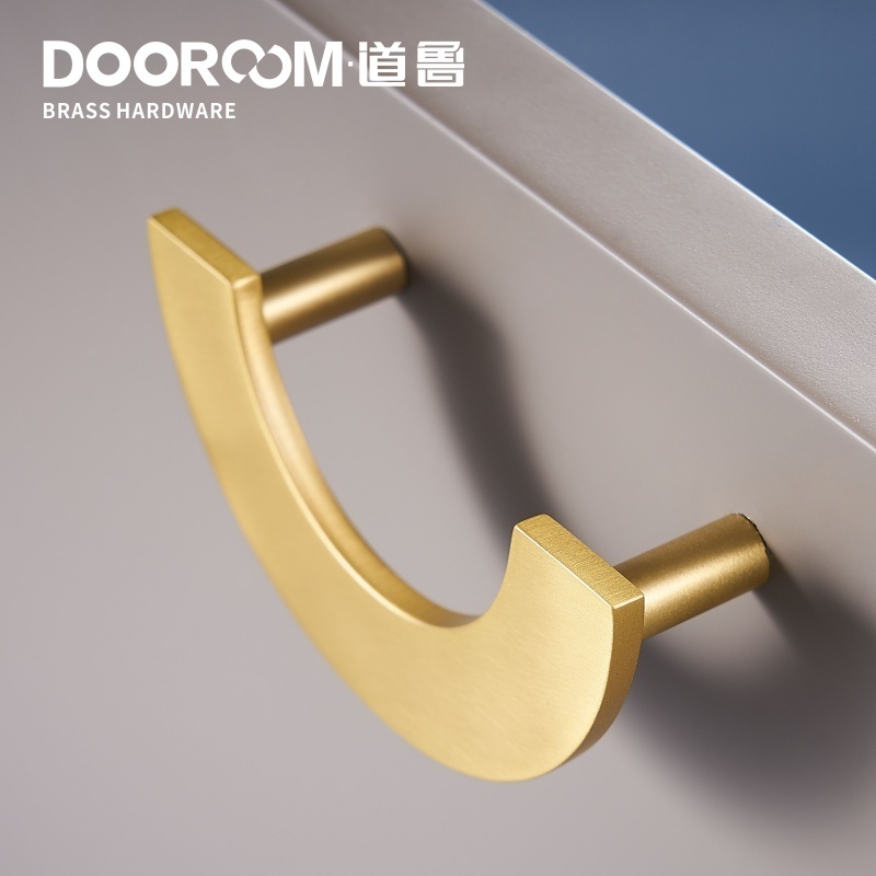 Dooroom Brass Furniture Handles Modern Light Luxury Semi Circle Pulls Wardrobe Dresser Cupboard Cabinet Drawer Half Moon Knobs