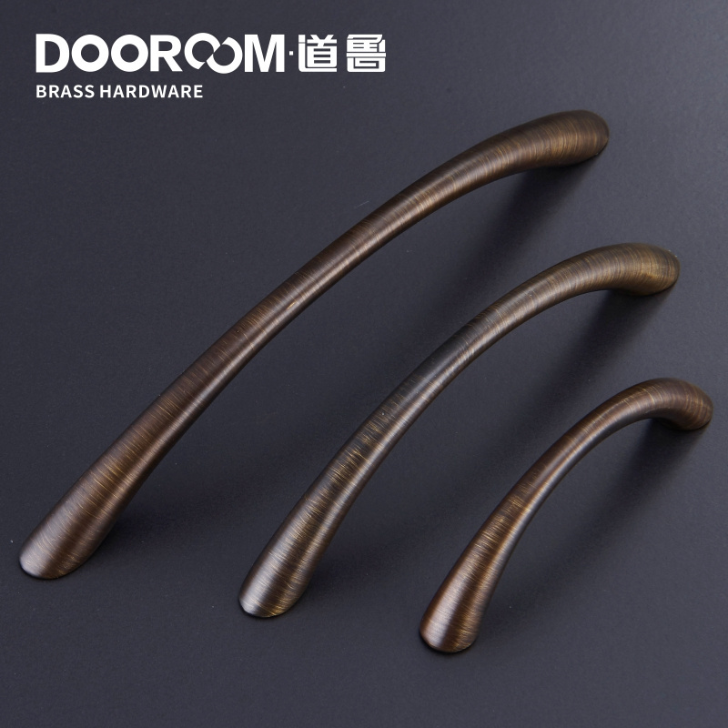 Dooroom Brass Furniture Handles Modern Simple Cabinet Drawer Wardrobe Dresser Pulls Black Antique Gold Nordic Knobs