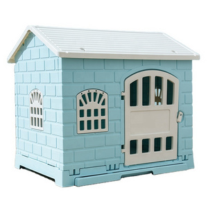 2022 New Easy to assemble eco-friendly plastic dog house dog kennel and pet house with toilet