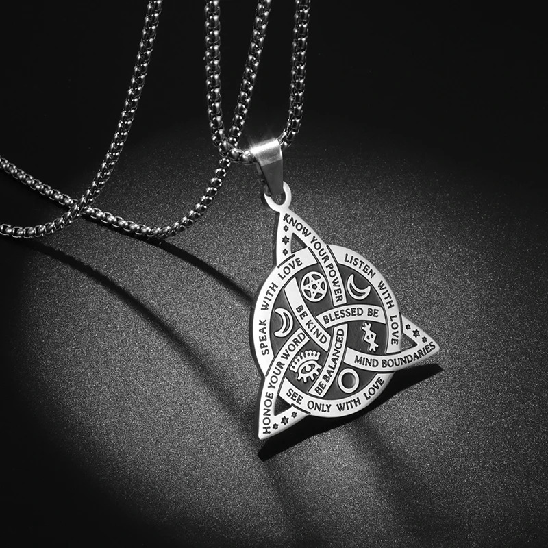 New Unisex Titanium Pendant with Star Moon Fan Stainless Steel Celtic Vintage Viking Triangle Necklace Wholesale Fashion Jewelry