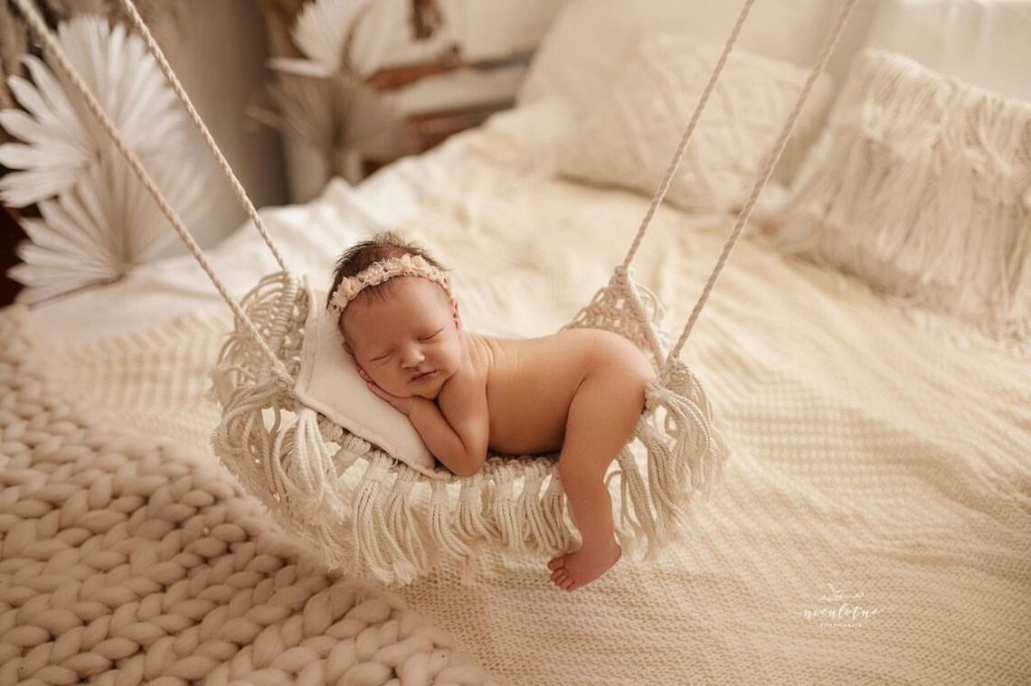 New style European-style newborn photography props baby crib shooting auxiliary hand-woven hammock