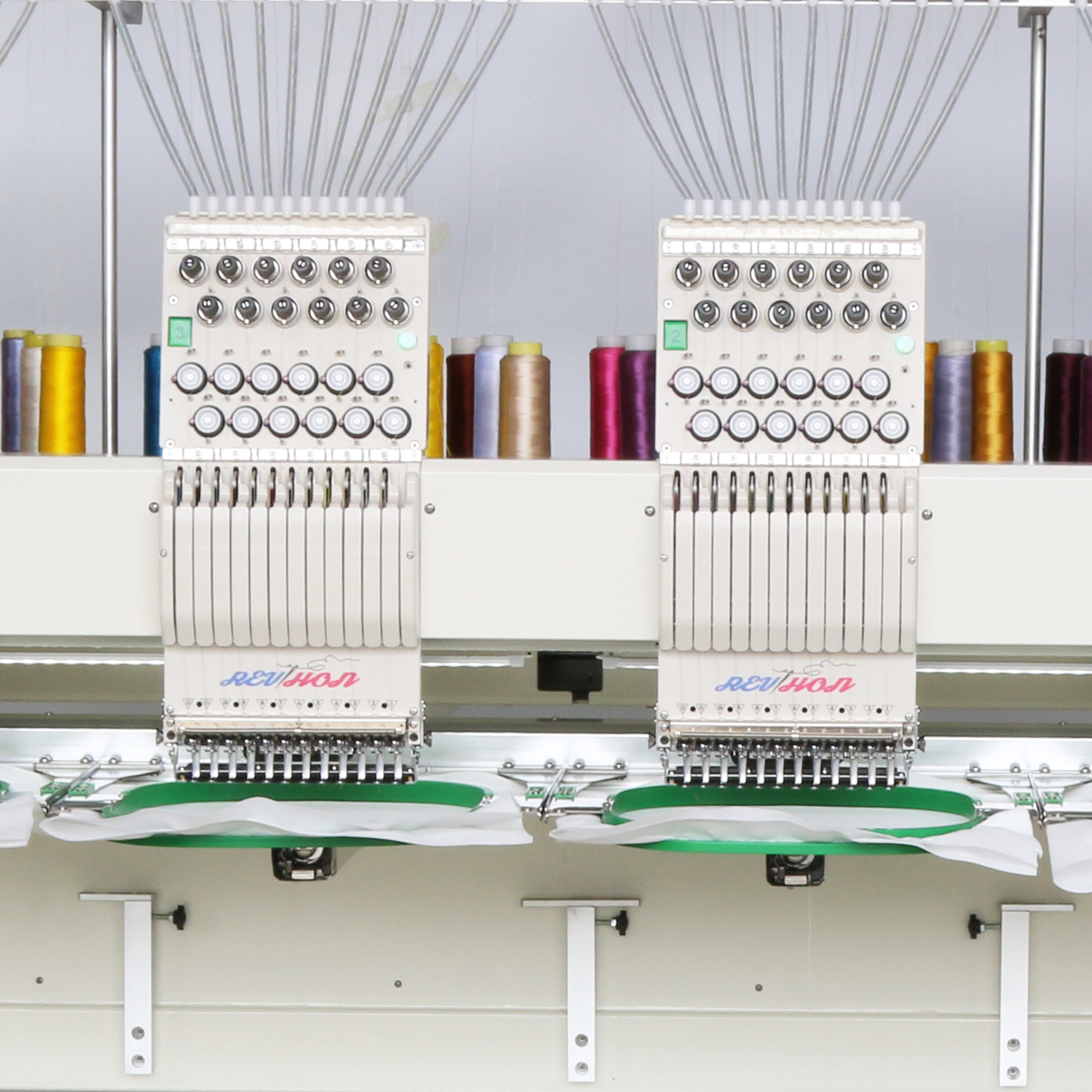 QHM 4 Head embroidery machine Four Head Computerized automatic embroidery machine