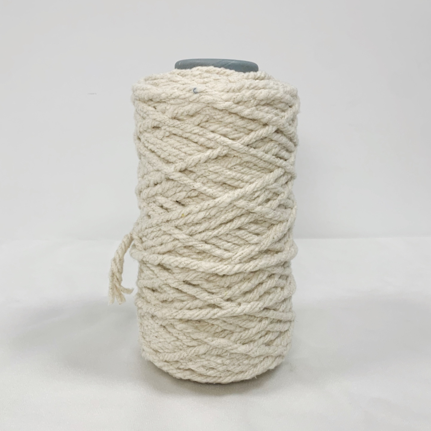 Manufacturer 4 ply Friction spinning  recycled thread polyester cotton mop yarn