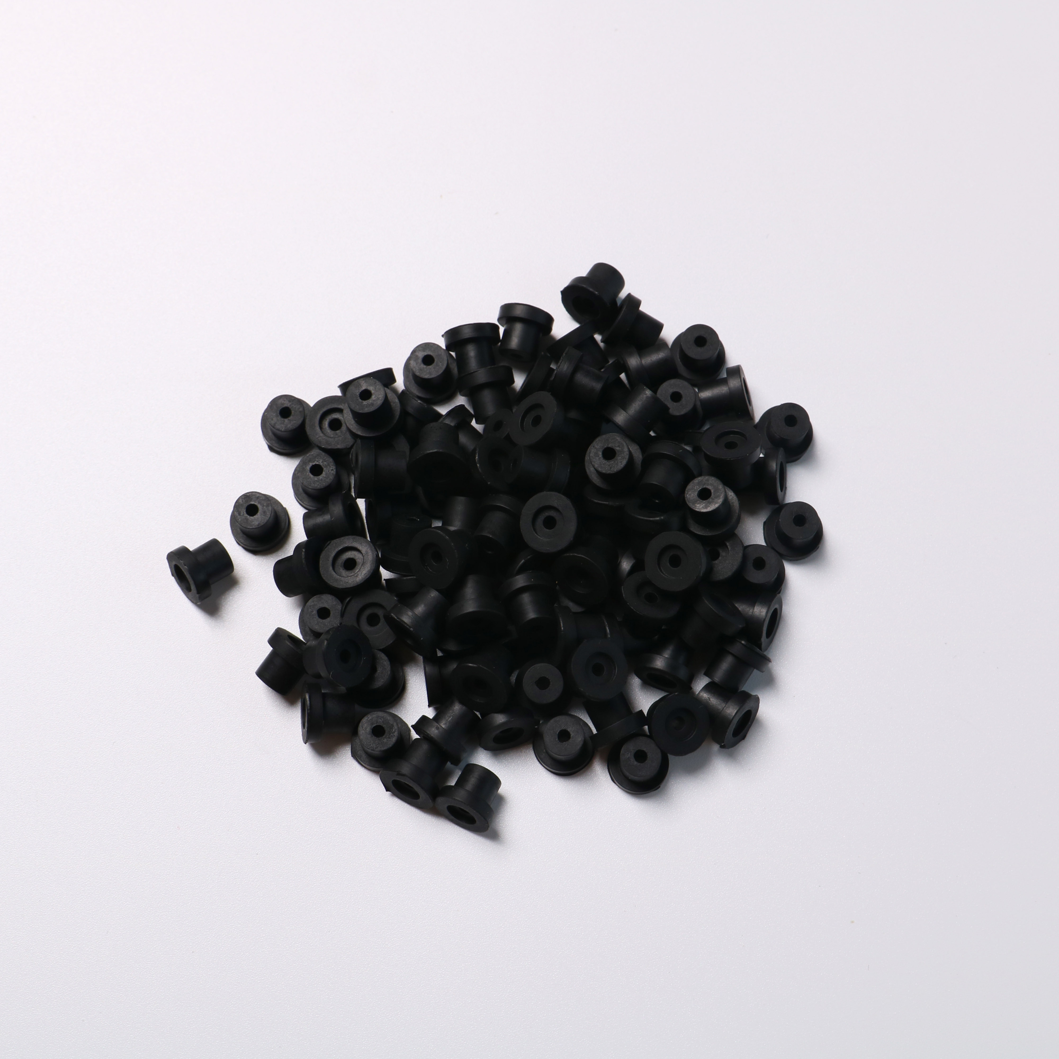 100PCS Top Quality Silicone Grommets Rubber Tattoo  Nipples Rubber Tattoo Needle Pad