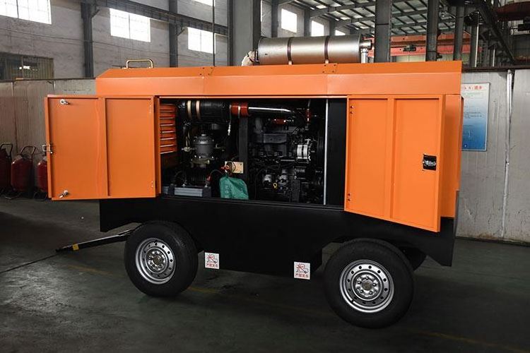 STARS 2024 New Technology Kaishan 360 PSI 1100 CFM 4 Wheel Diesel Engine  Air Compressor