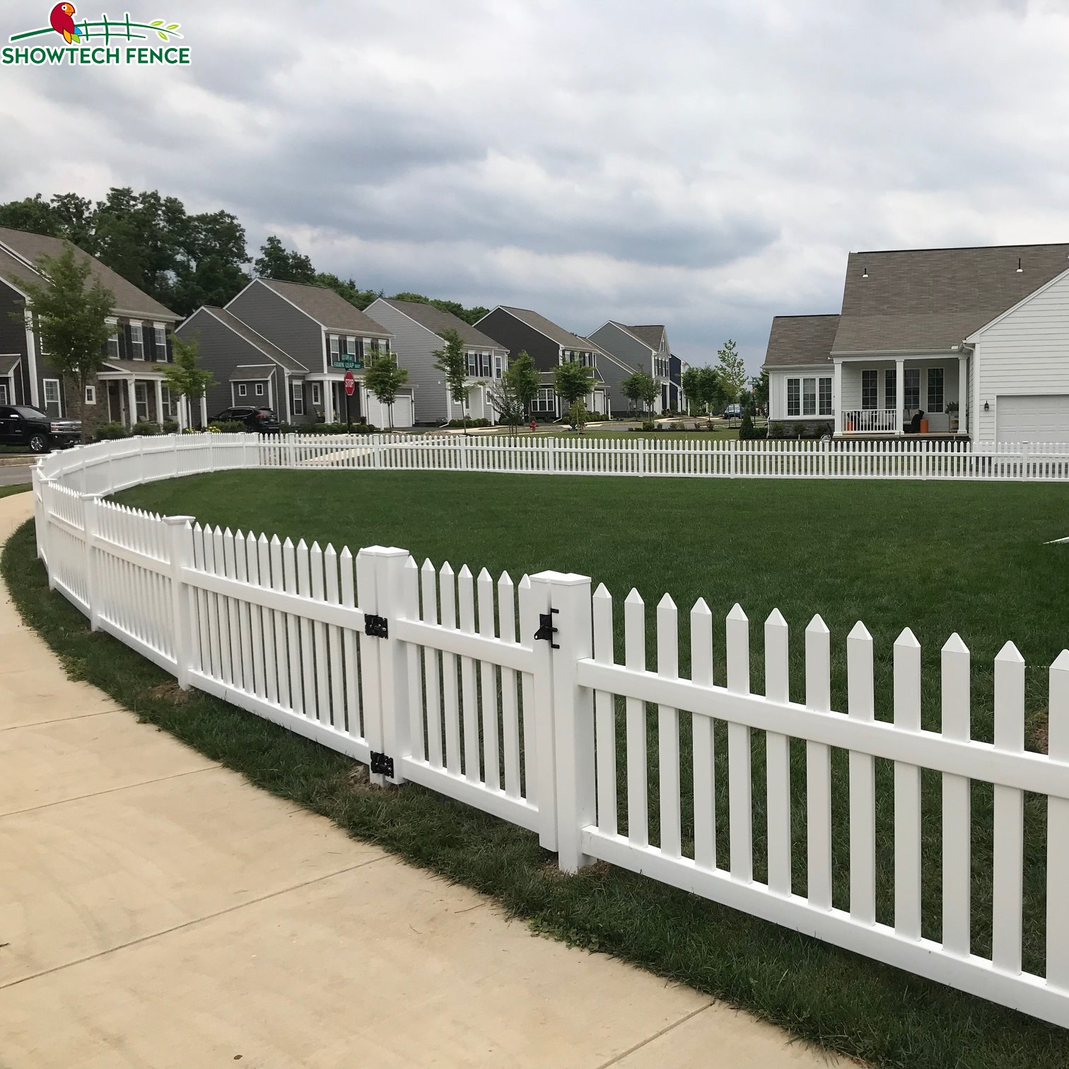 vinyl white picket garden fence post,cedar PVC fence picket panels,vinyl fence gate