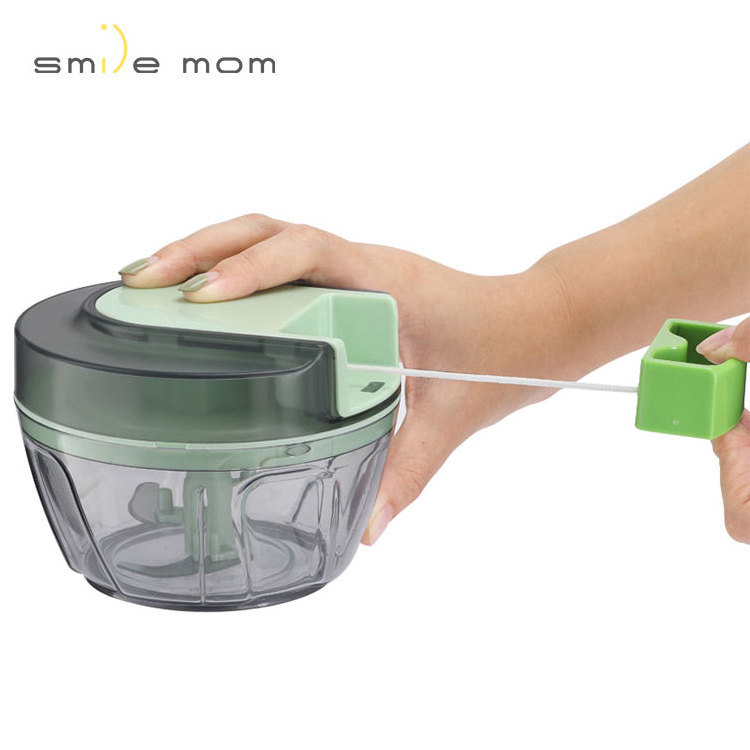 Smile mom Kitchen Gadgets Multifunctional Mini Hand Manual Pull Food Chopper for Vegetable and fuits