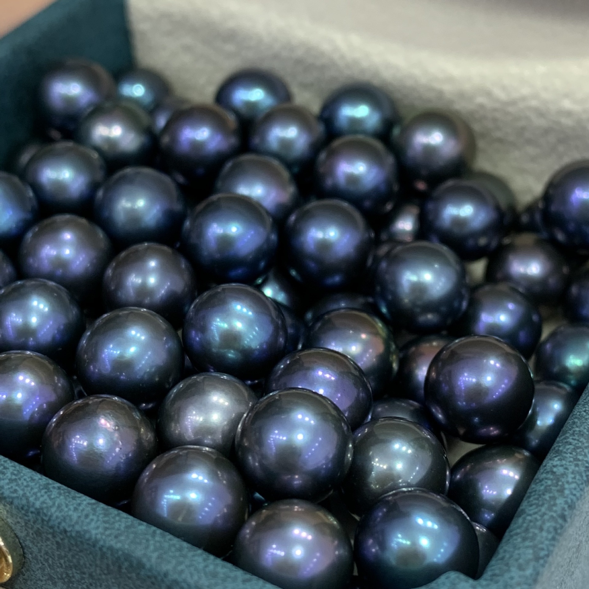 8-8.5 AAAAA Grade Natural Real Genuine freshwater Black Round Loose Tahiti Tahitian Sea Loose Pearl Price wholesale