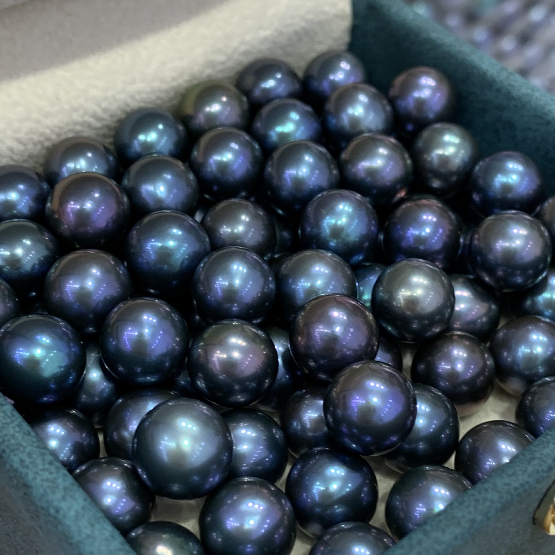 8-8.5 AAAAA Grade Natural Real Genuine freshwater Black Round Loose Tahiti Tahitian Sea Loose Pearl Price wholesale