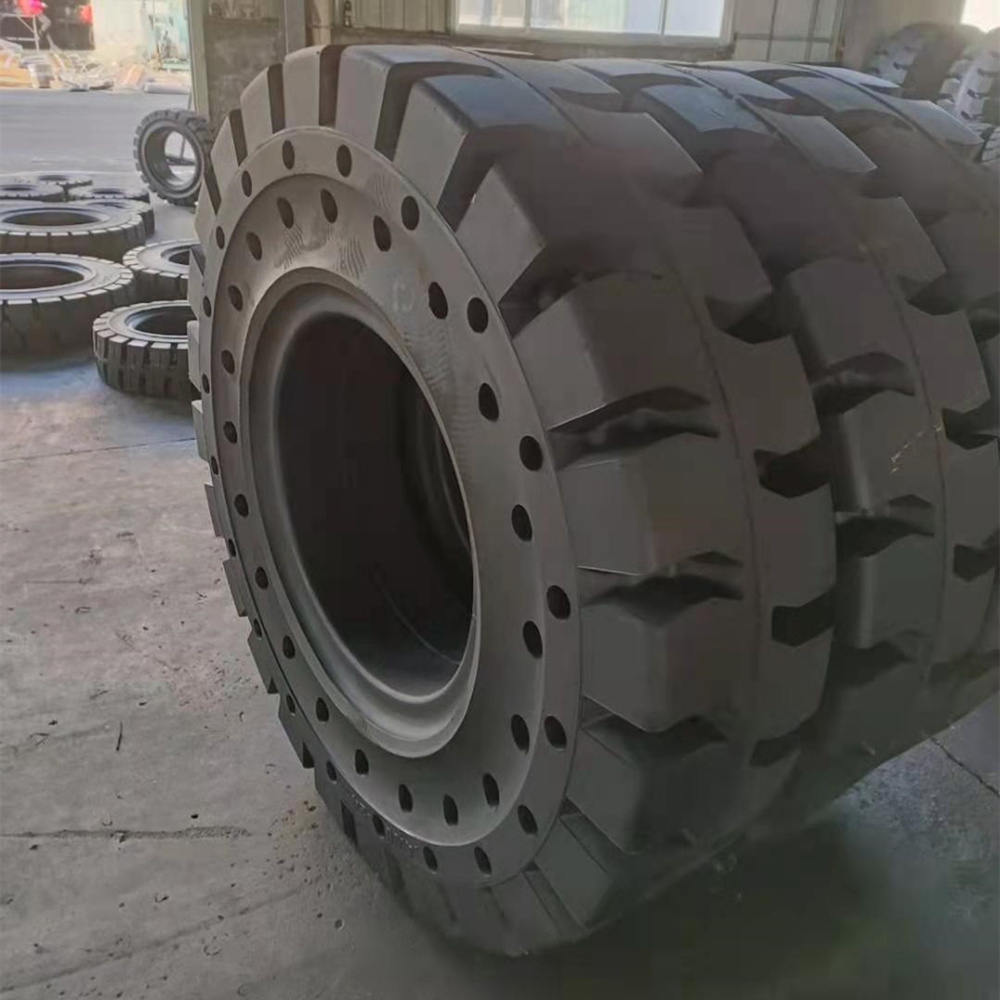 SANY Container Reach Stacker Parts Forklift OTR Solid Tires 14.00-24