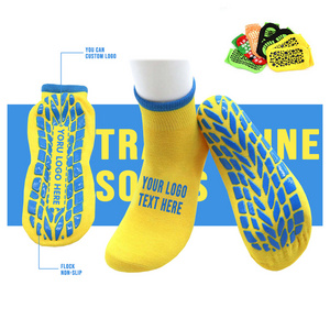 High Quality Non Slip Trampoline Socks Jump Grip Socks Custom Trampling Training Socks