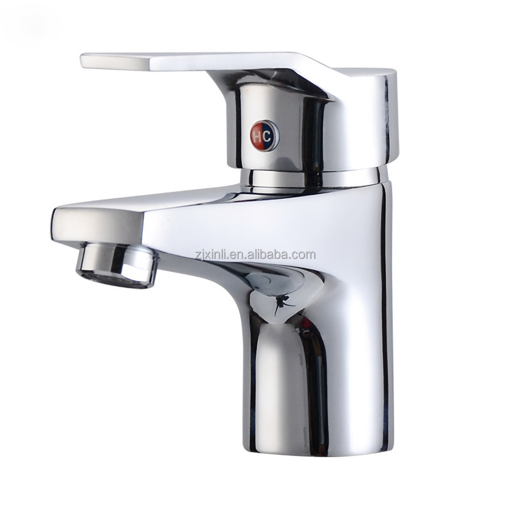 X8221B1 Brass Material Chrome Finishing Deck Mounted Basin Faucet