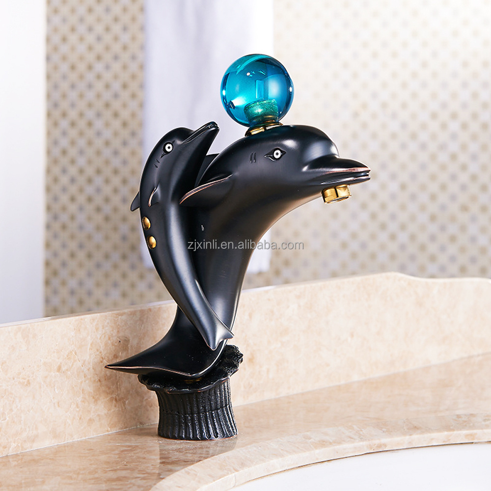 X8625B Brass Material Deck Mounted Hot & Cold Water of Luxury Lavatory Artistic Dolphin Faucet