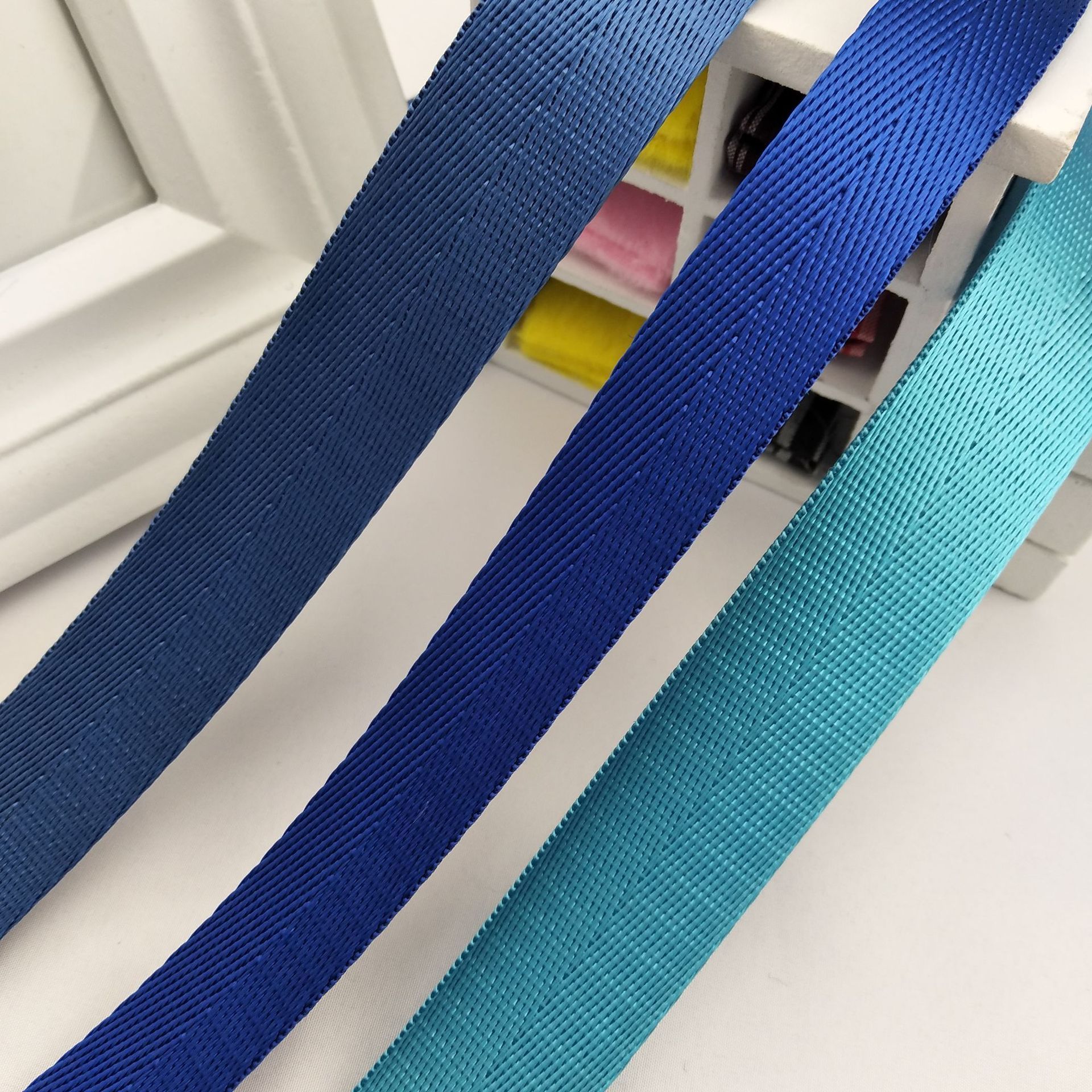 Customized 20/25/38/50mm Colorful Pet Webbing Herringbone Tape 2.5 Cm Nylon Luggage Webbing Straps