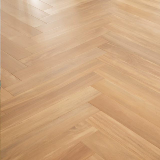 European oak walnut chevron parquet solid wood  engineered flooring for living room