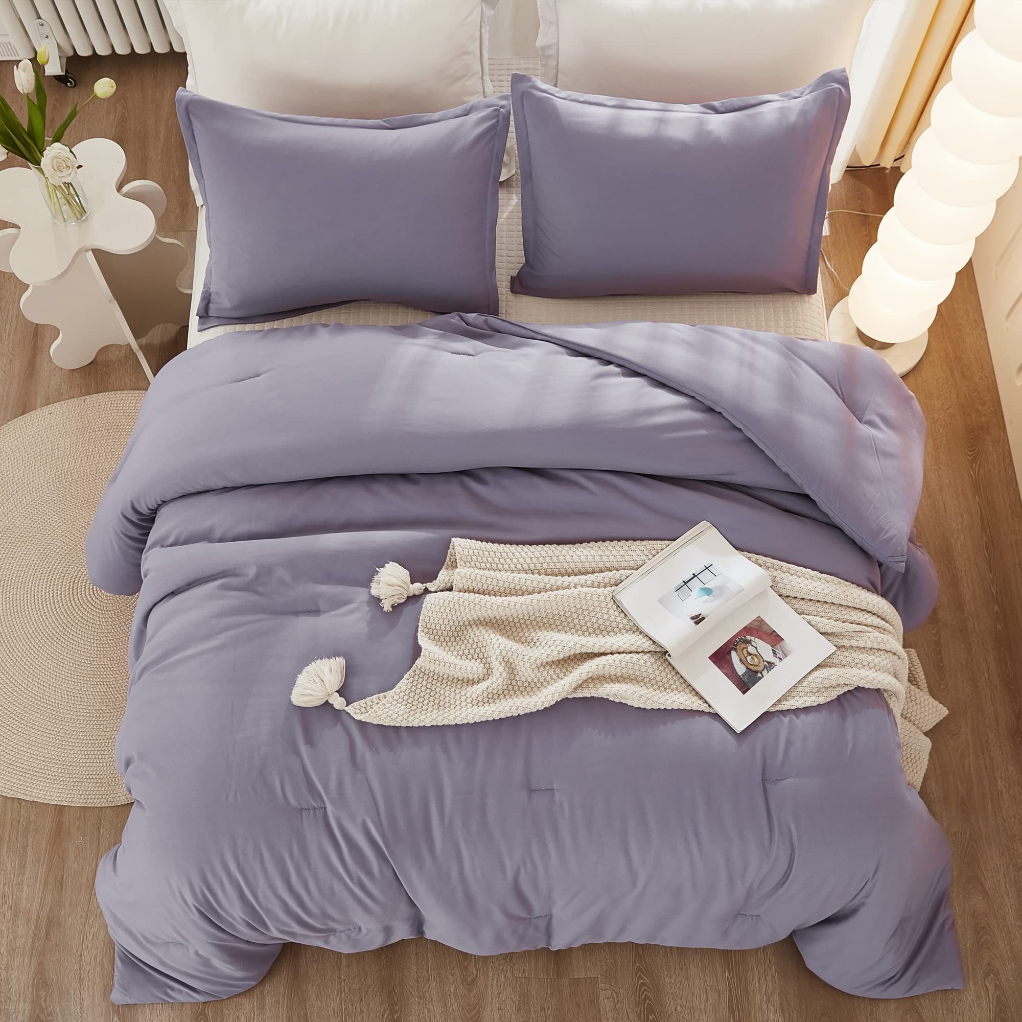 King Grayish Purple Luxury Washable Microfiber Material Down Alternative Filled Polyester Filled Comforter Set For Hotel