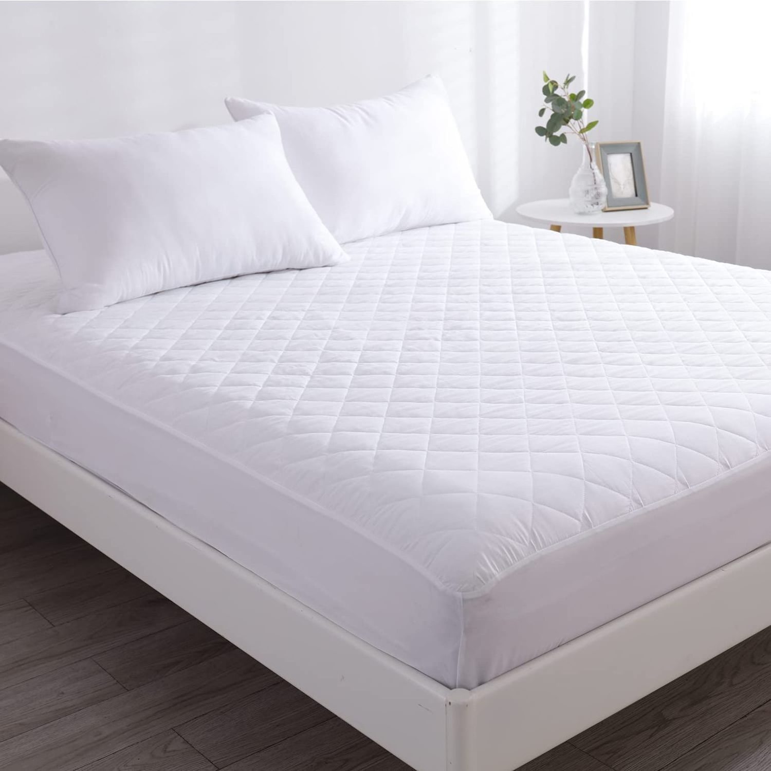 mattress cover waterproof Waterproof mattress pad memory foam  curved mattress topper for lash bed