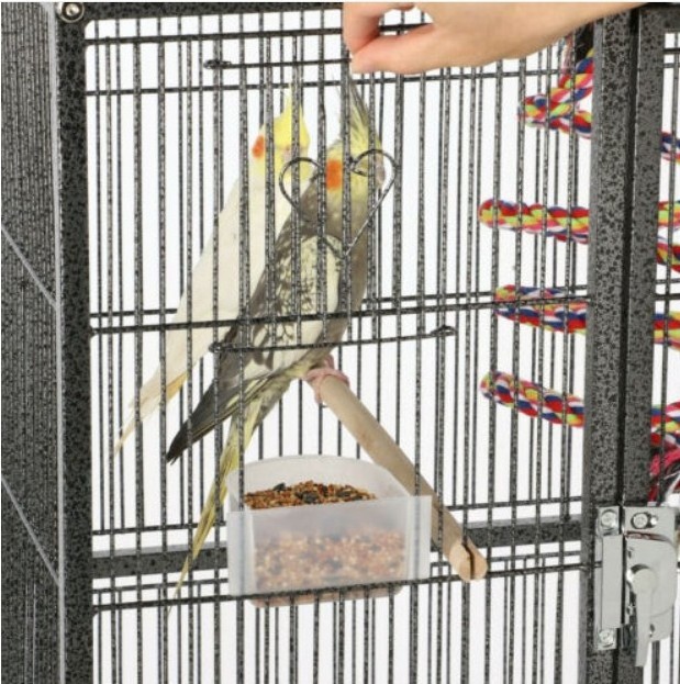 YOELLEN wholesale small MOQ hot selling luxury big space big black metal iron parrot canary budgie pet bird cage with toys