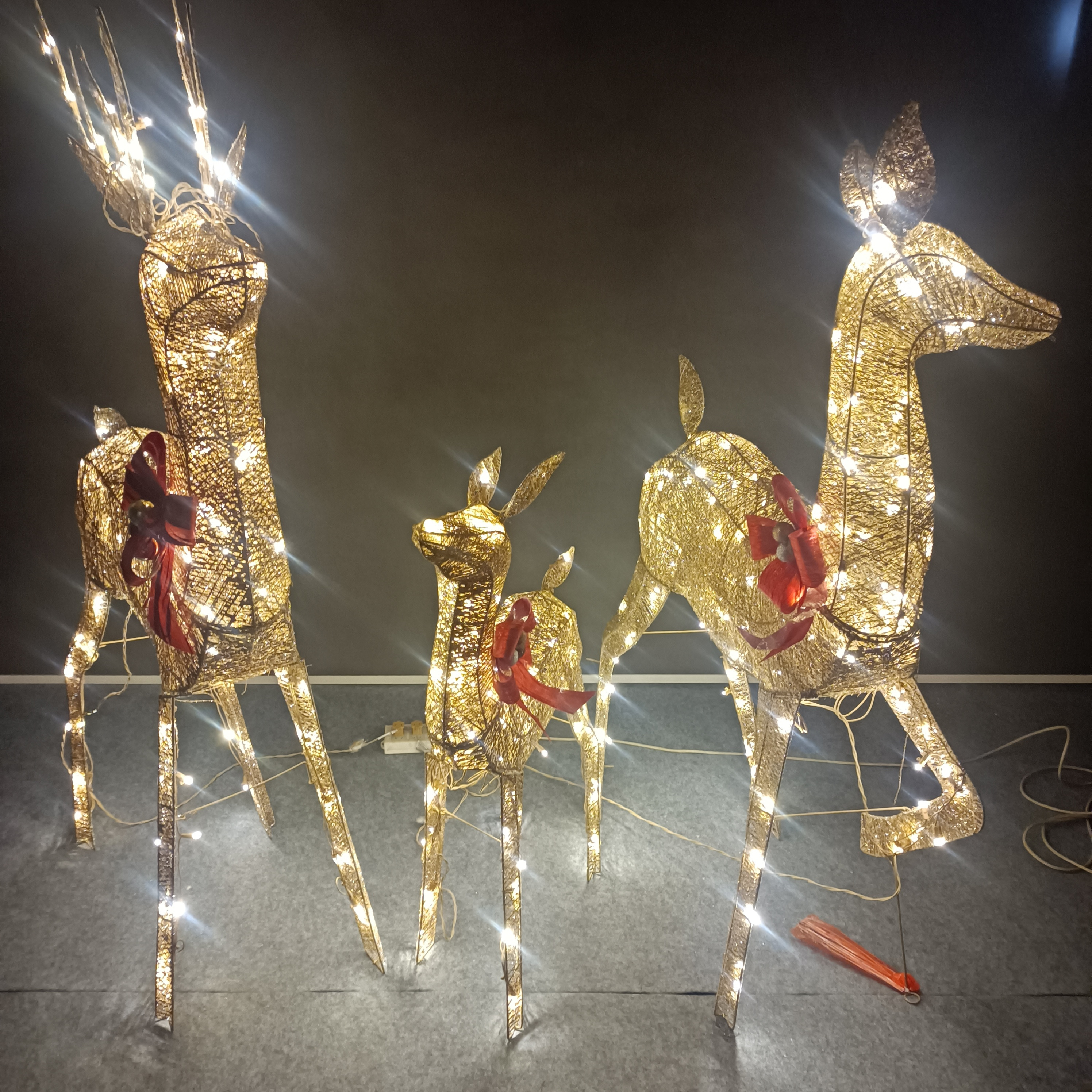 High quality Christmas large decoration 3D reindeer cart shopping mall activity LED decorative lights